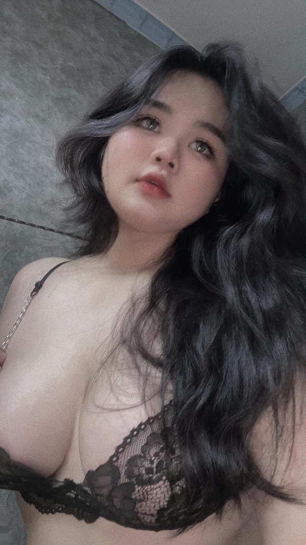 ảnh chubby girl sexy 6