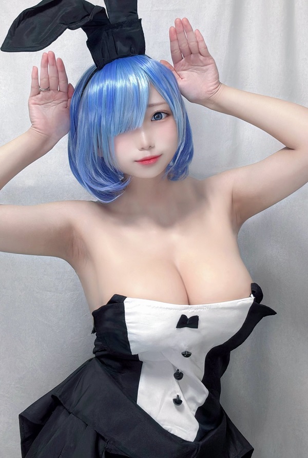 Ảnh Rem cosplay 3