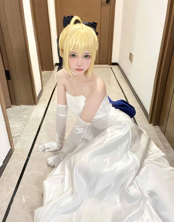 Ảnh Saber cosplay 9