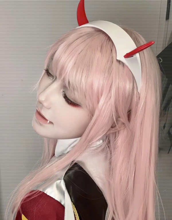 Ảnh Zero Two cosplay 19