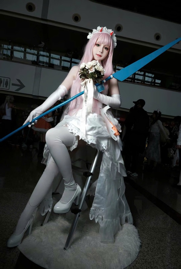 Ảnh Zero Two cosplay 8