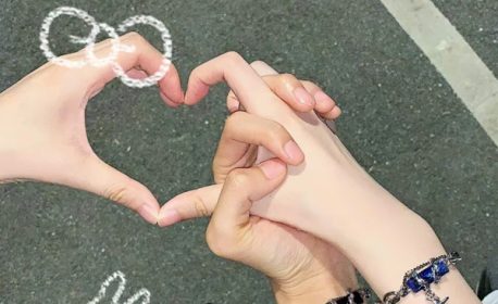 Tổng hợp 100+ Ảnh nắm tay tình tứ lãng mạng của các cặp đôi