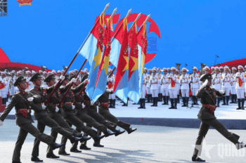 Tổng Duyệt Binh Kỷ Niệm 50 Năm: Hào Khí và Niềm Tự Hào Dân Tộc